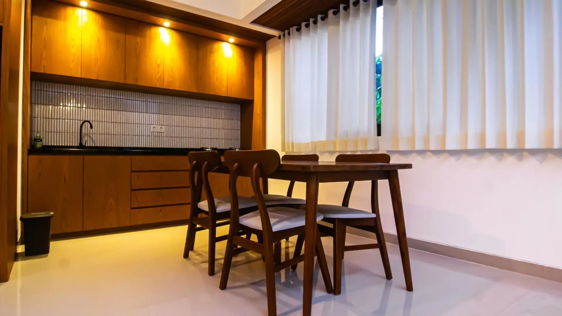 Varila Villa Ubud 0*,